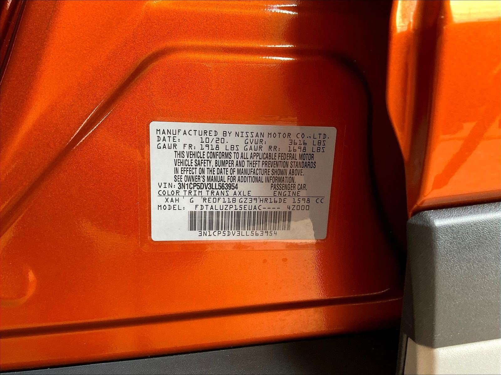 Used 2020 Nissan Kicks SR w/ SR Premium Package FWD image 18