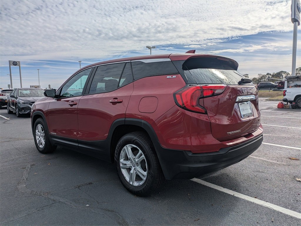 Used 2021 GMC Terrain SLE image 7