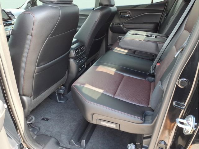 Used 2024 Honda Ridgeline Black Edition image 14