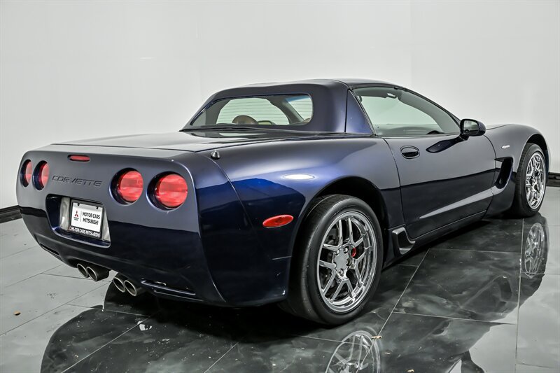 Used 2001 Chevrolet Corvette Z06 w/ Memory Pkg RWD image 9