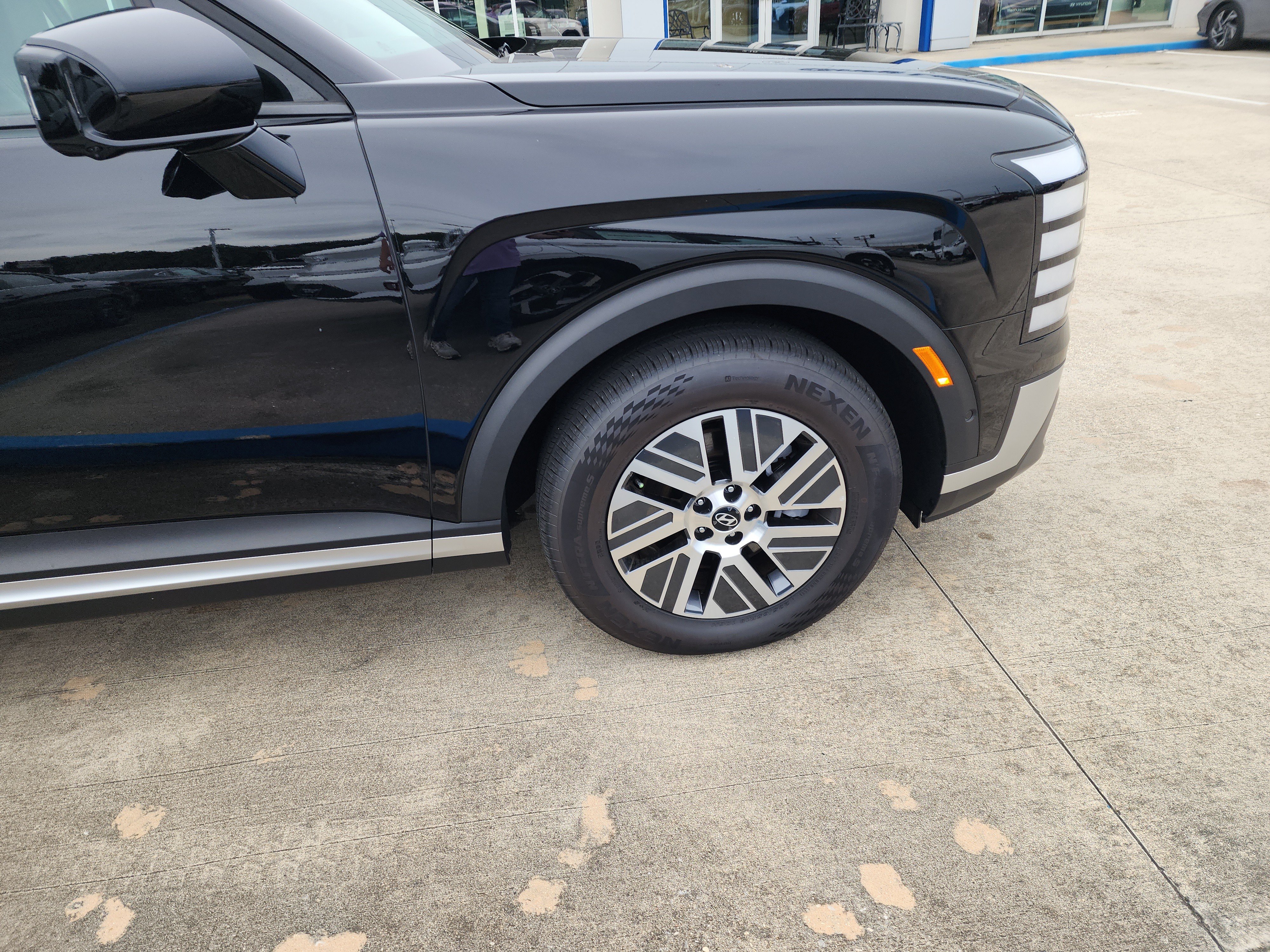 New 2026 Hyundai Palisade SEL Premium FWD image 9