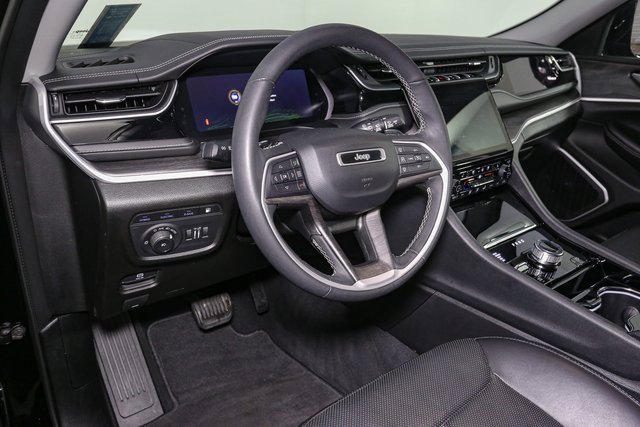 Used 2022 Jeep Grand Cherokee Limited 4xe w/ Luxury Tech Group II image 22