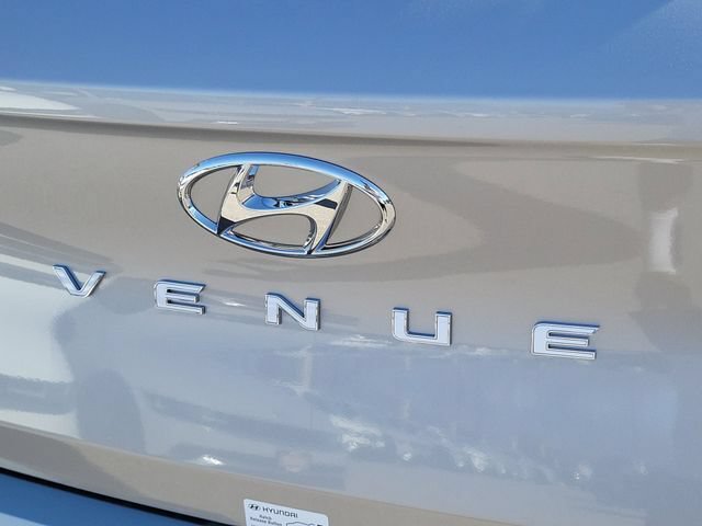 New 2026 Hyundai Venue SEL FWD image 24