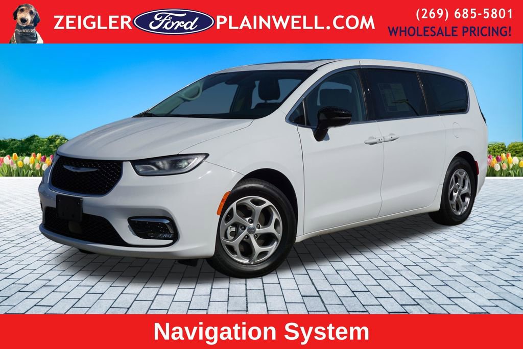 Used 2024 Chrysler Pacifica Limited