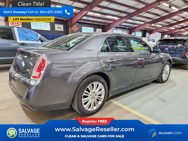 Used 2014 Chrysler 300 C w/ Harman/Kardon Audio Group AWD/4WD image 4