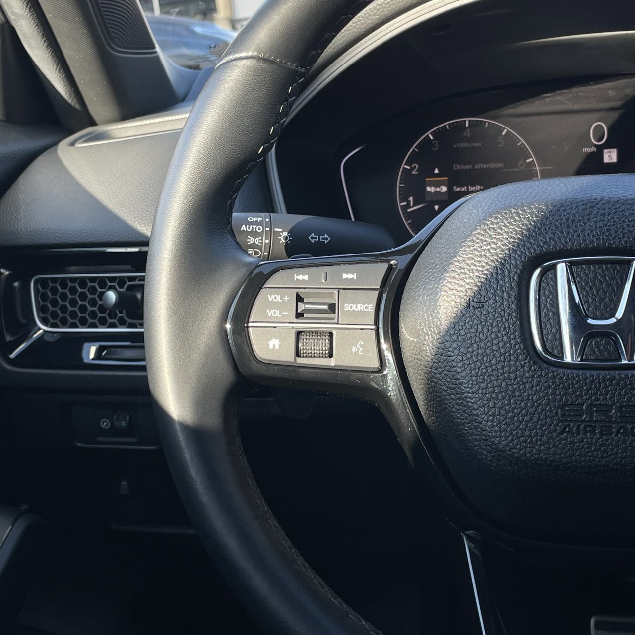 Used 2025 Honda Civic Sport image 14