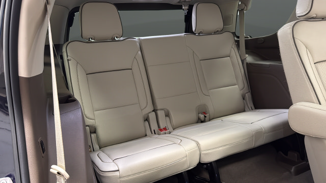 Used 2022 GMC Yukon Denali AWD/4WD image 25