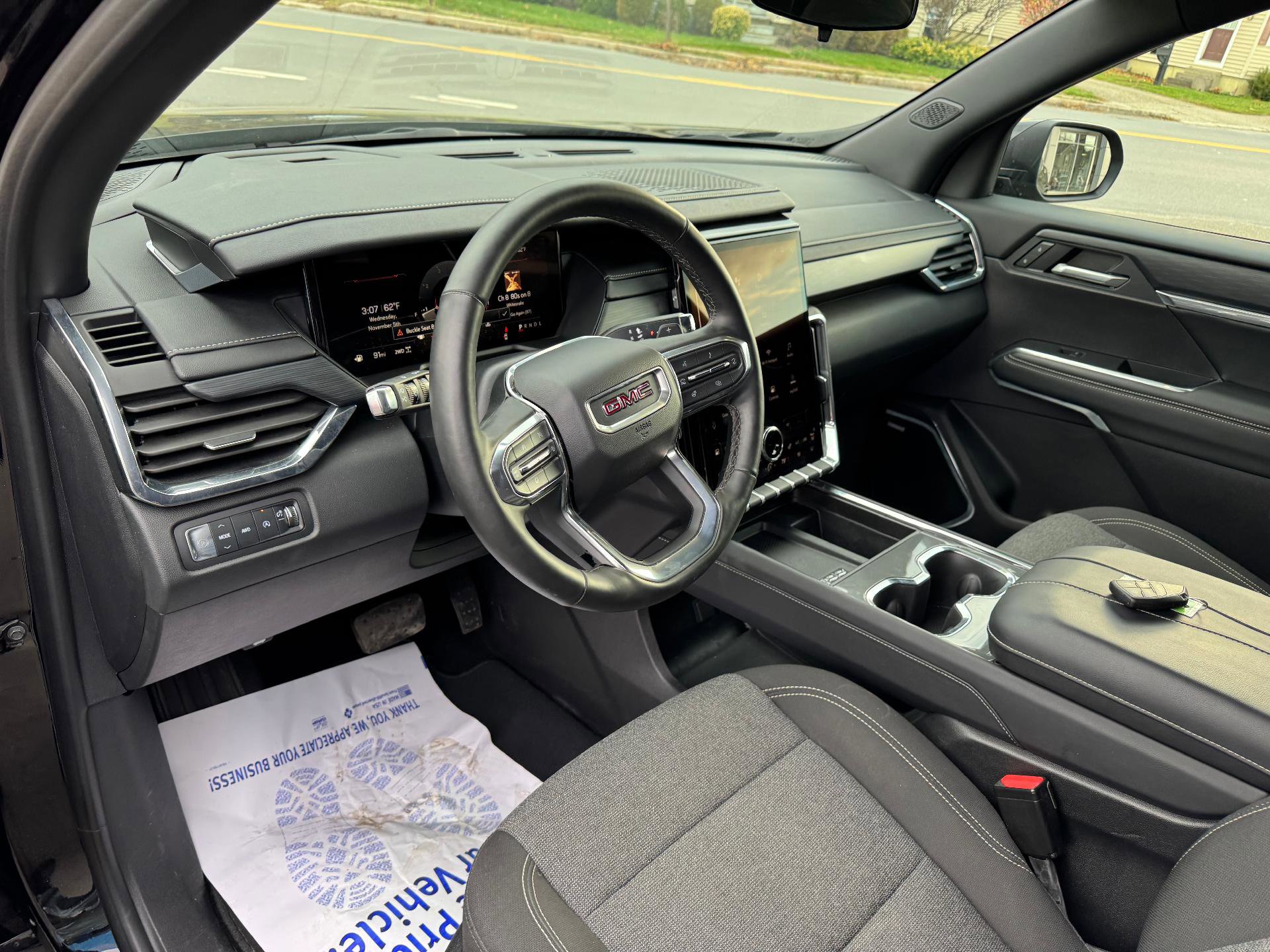 Used 2025 GMC Acadia Elevation image 20