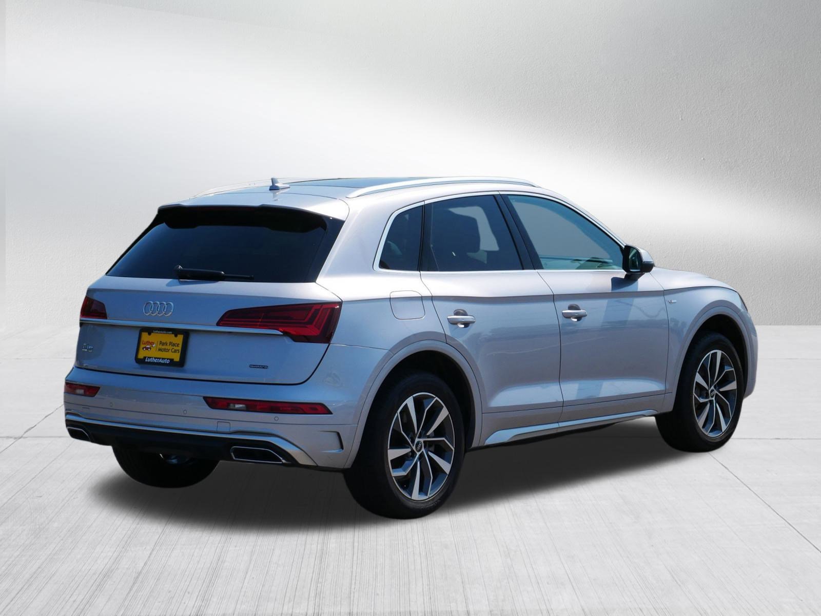 Used 2022 Audi Q5 2.0T Premium Plus w/ Premium Plus Package image 7