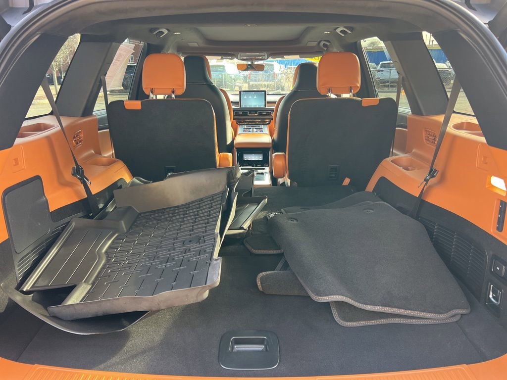 Used 2022 Lincoln Aviator Black Label w/ Dynamic Handling Package image 30