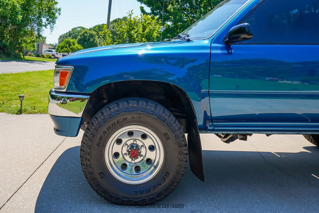 Used 1994 Toyota Pickup DX AWD/4WD image 4