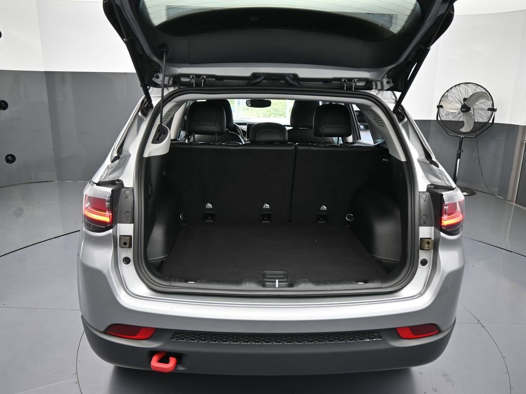 Used 2022 Jeep Compass Trailhawk w/ Trailhawk Elite Group image 40