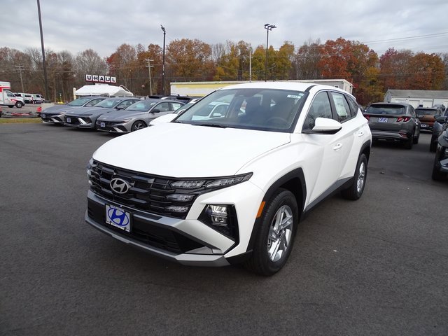 New 2026 Hyundai Tucson SE image 3