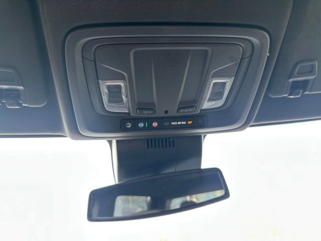 Used 2022 GMC Sierra 1500 SLT w/ SLT Convenience Package image 26