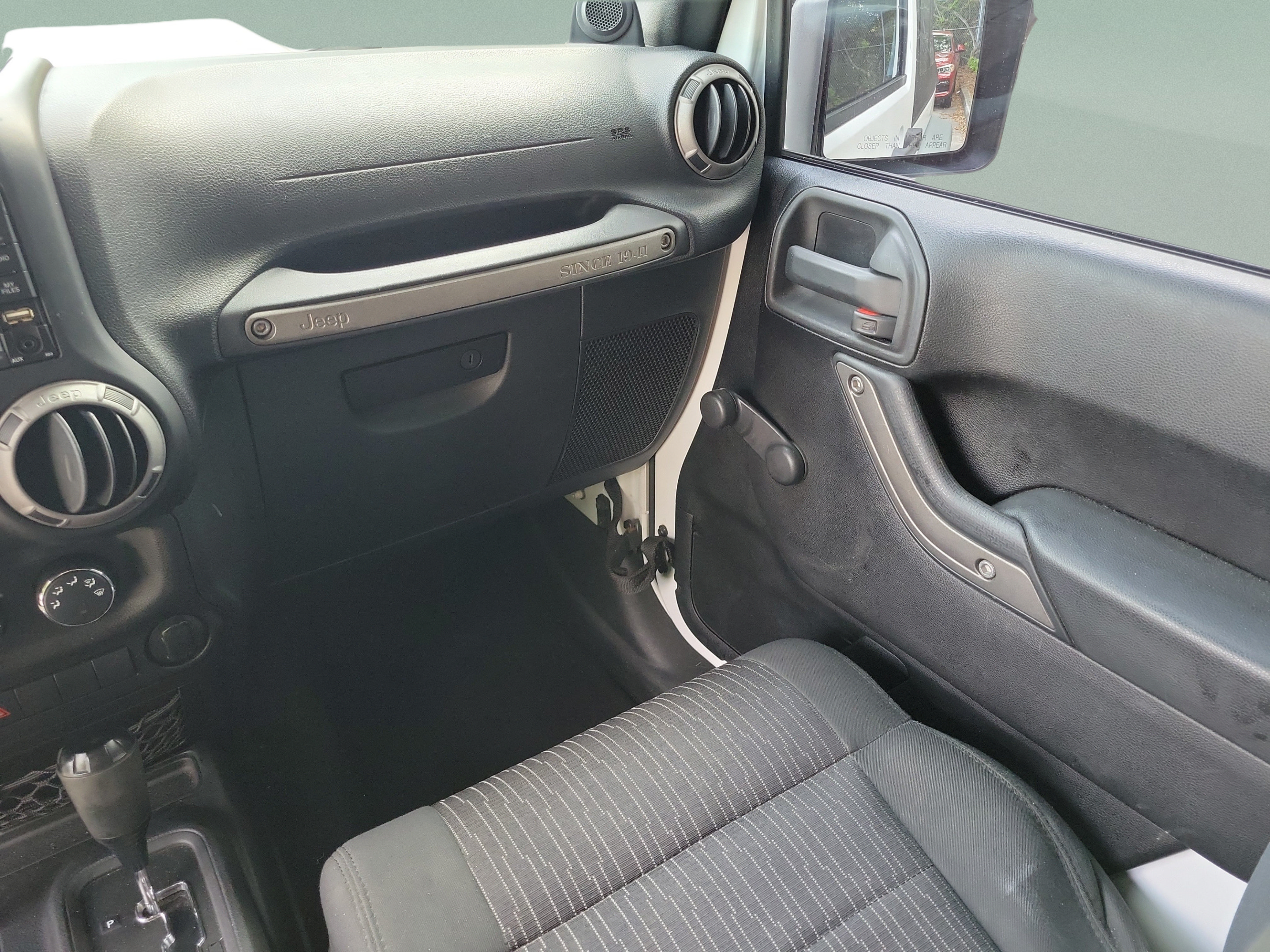 Used 2012 Jeep Wrangler Sport AWD/4WD image 9