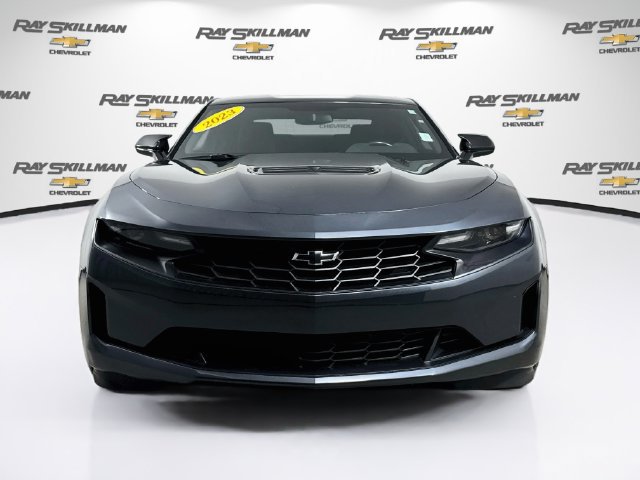 Used 2023 Chevrolet Camaro LT w/ Technology Package RWD image 2