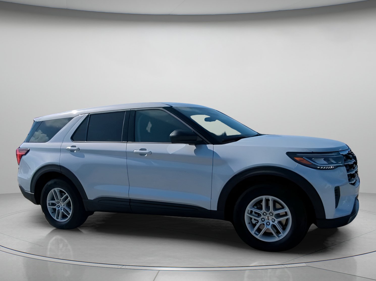 New 2026 Ford Explorer Active RWD image 38