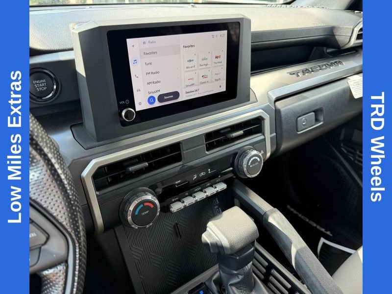 Used 2024 Toyota Tacoma SR5 AWD/4WD image 25