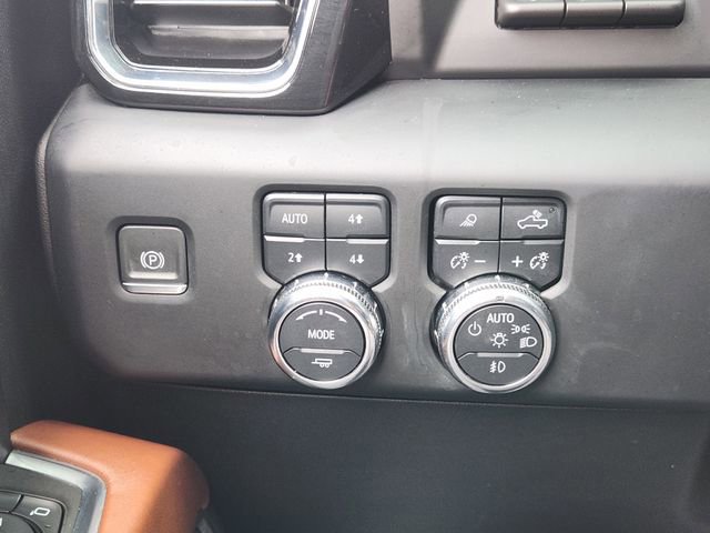 Used 2024 GMC Sierra 2500 Denali Ultimate AWD/4WD image 23