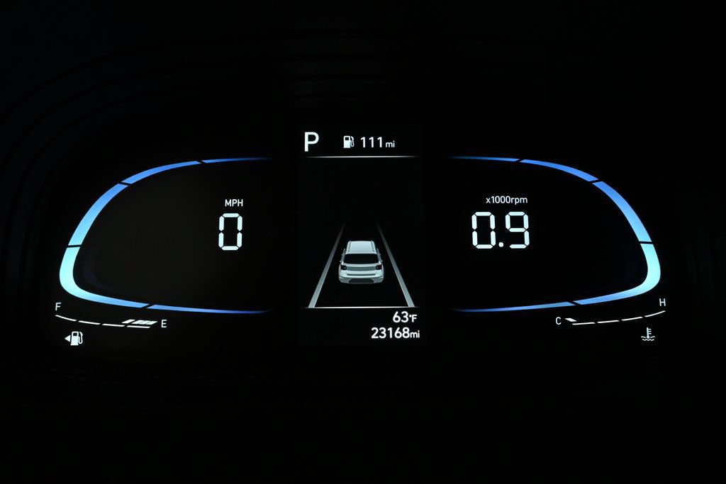 Certified 2024 Hyundai Venue SEL FWD image 10