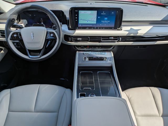 New 2026 Lincoln Aviator 2WD image 15