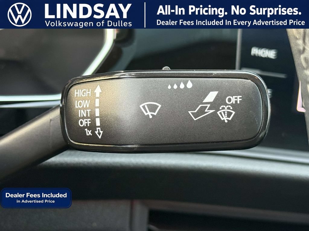 Used 2019 Volkswagen Jetta SEL w/ Cold Weather Package FWD image 24
