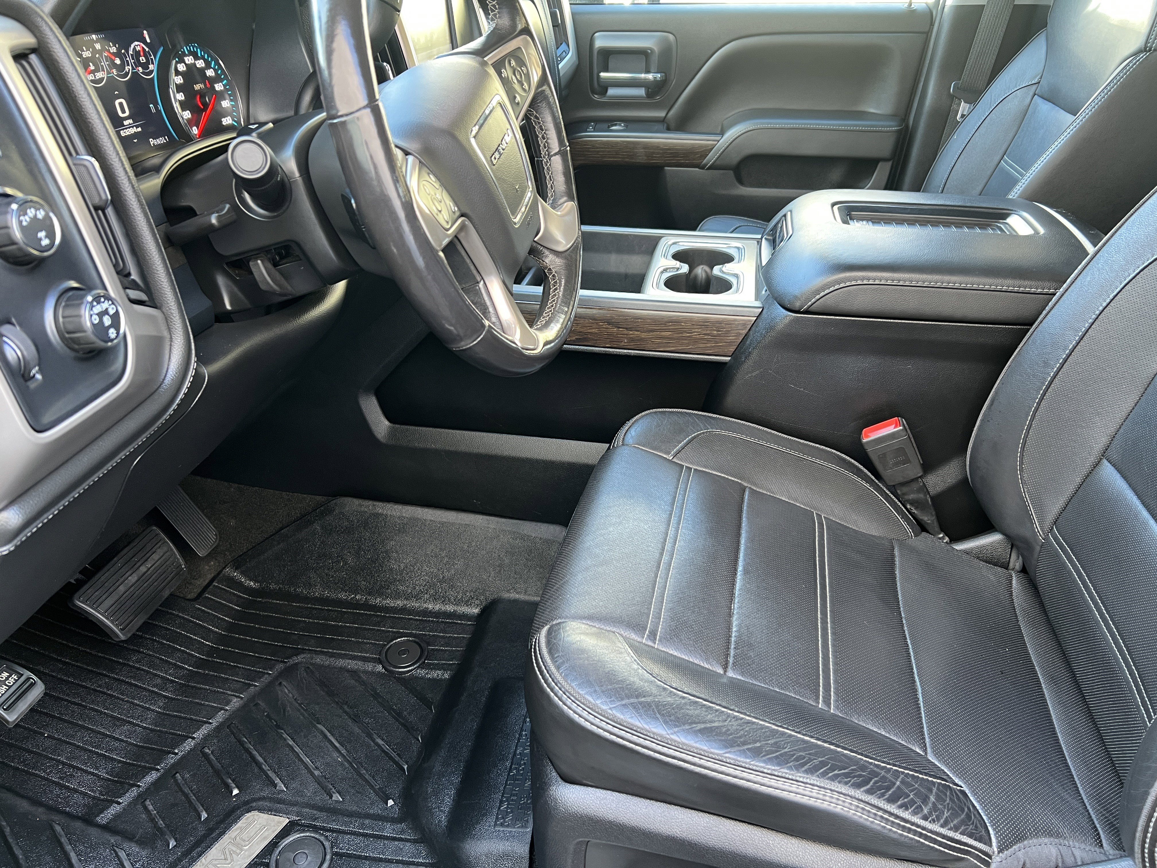 Used 2018 GMC Sierra 3500 Denali image 16