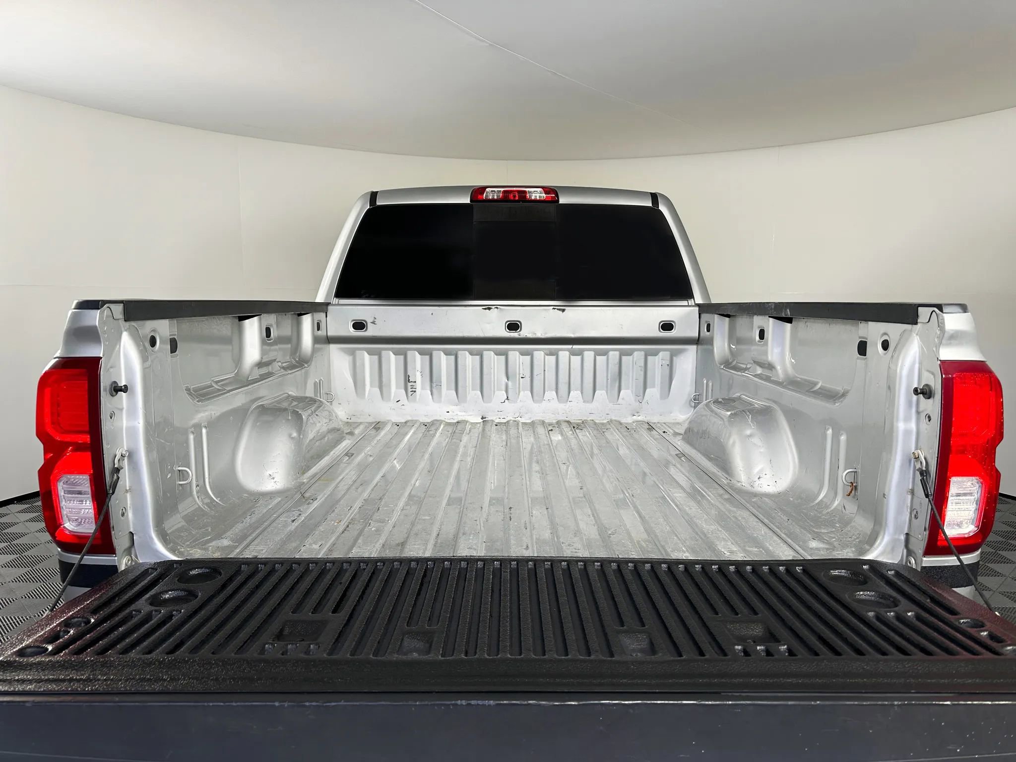 Used 2016 Chevrolet Silverado 1500 LTZ Z71 w/ LTZ Plus Package image 20