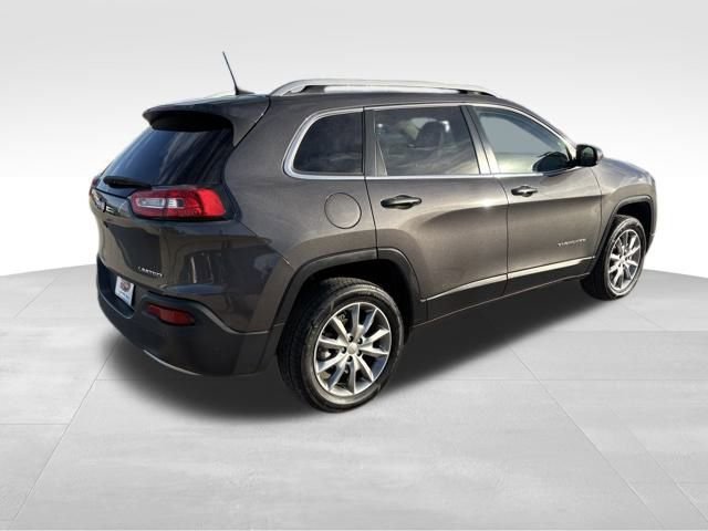 Used 2018 Jeep Cherokee Limited image 5