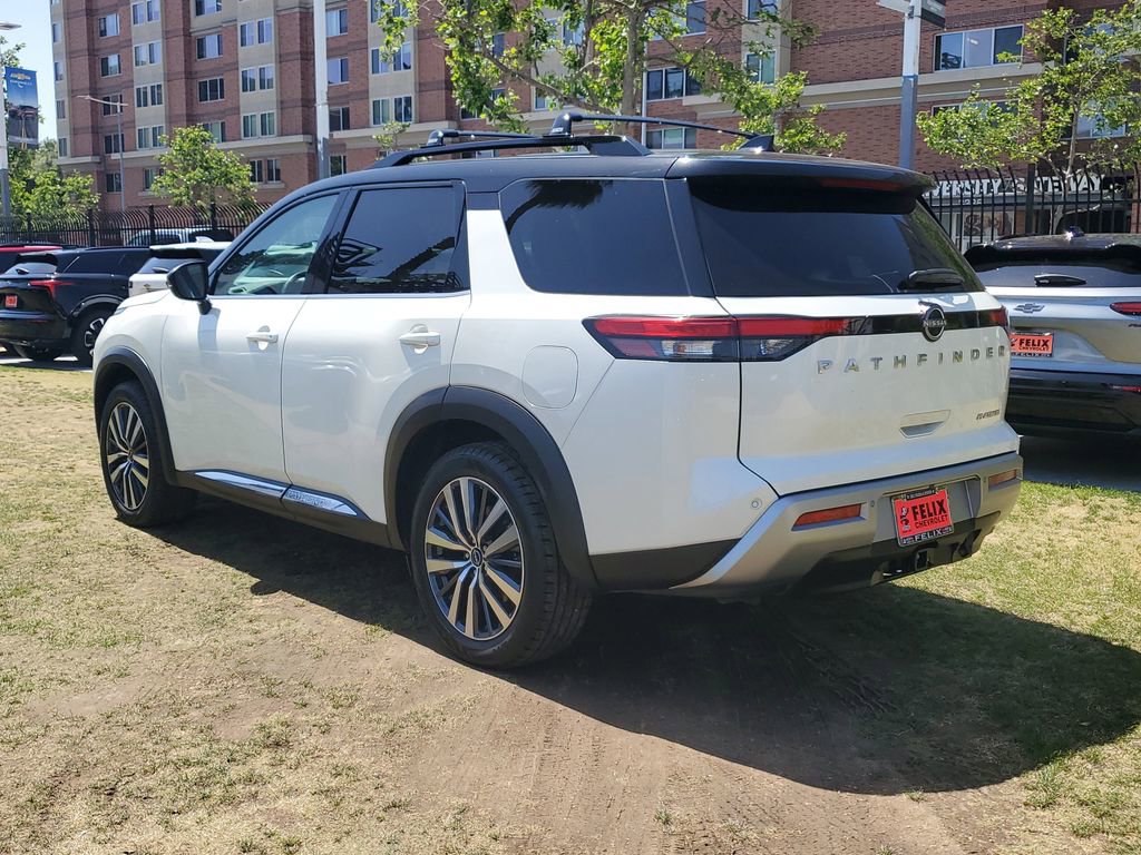 Used 2022 Nissan Pathfinder Platinum w/ Cargo Package FWD image 5