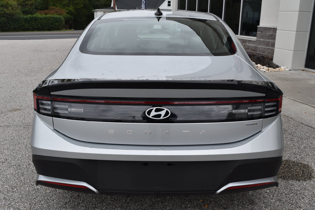 Used 2026 Hyundai Sonata Blue FWD image 6