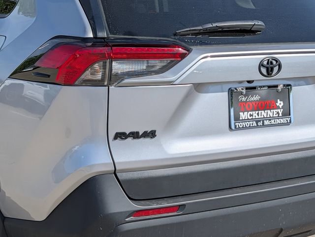Used 2024 Toyota RAV4 LE image 9