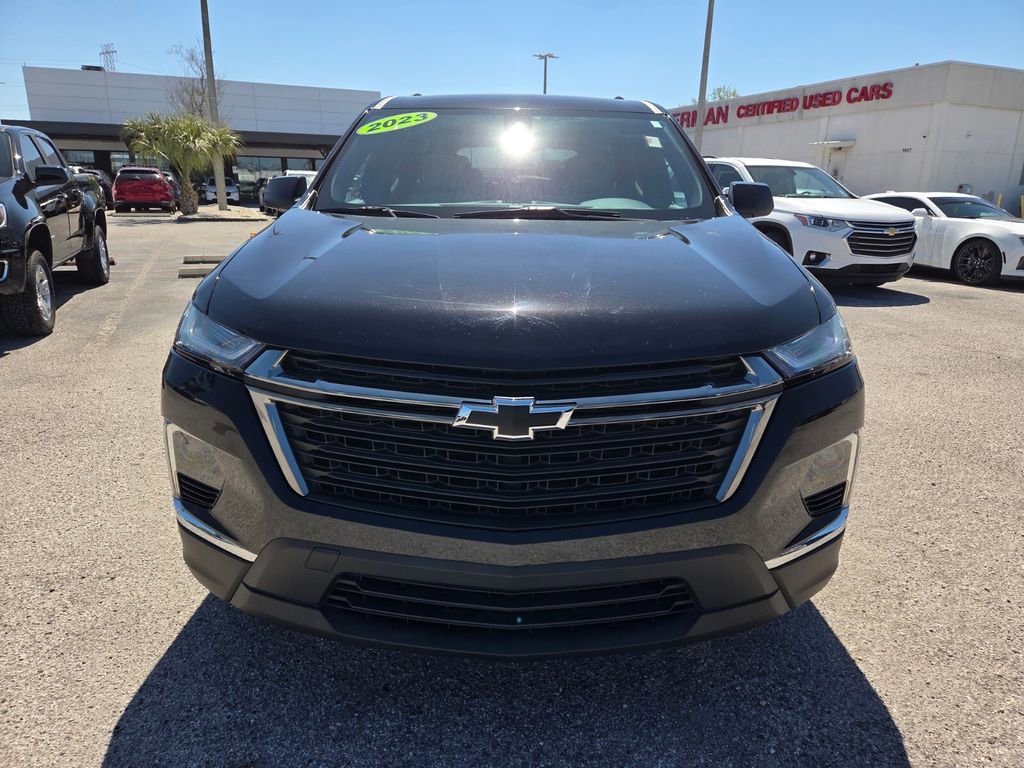 Certified 2023 Chevrolet Traverse LS w/ Midnight/Sport Edition image 17
