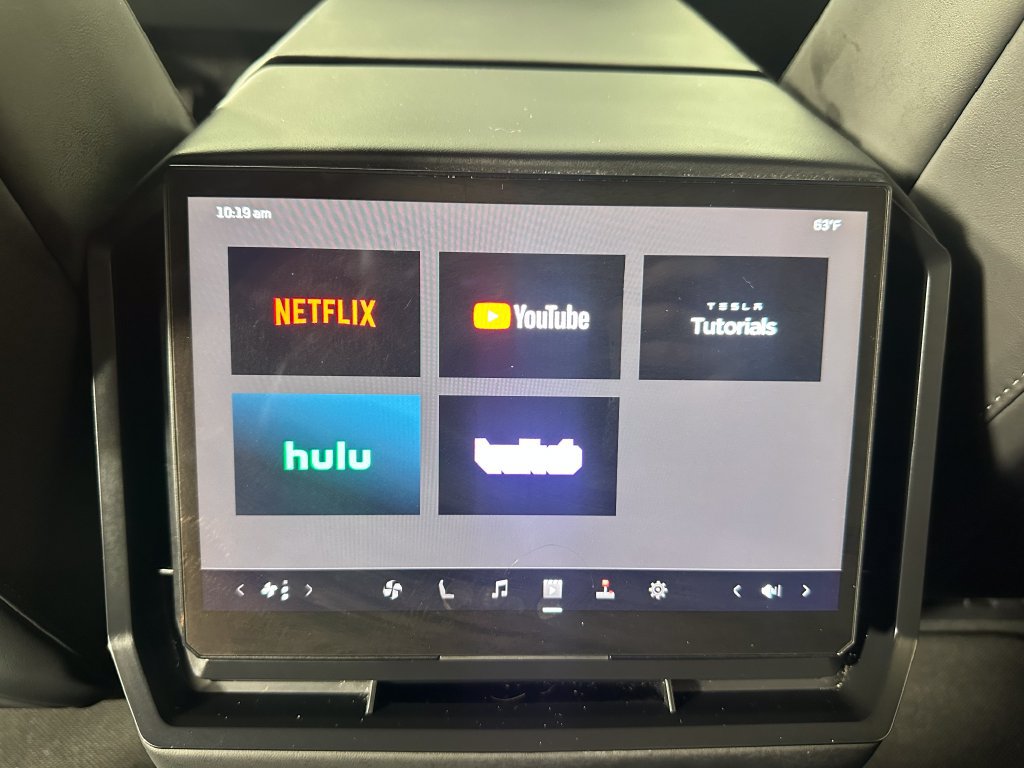 Used 2024 Tesla Cybertruck Cyberbeast AWD/4WD image 27