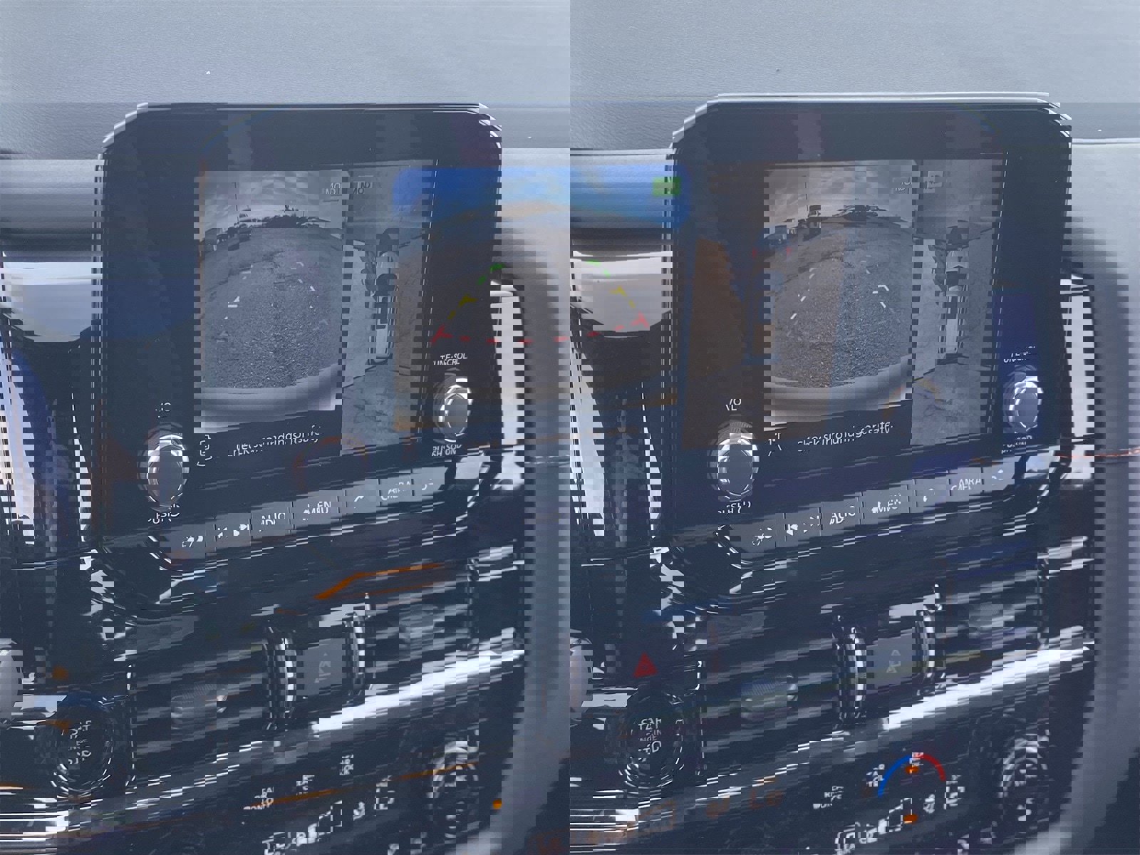 New 2025 Nissan Pathfinder Rock Creek image 28