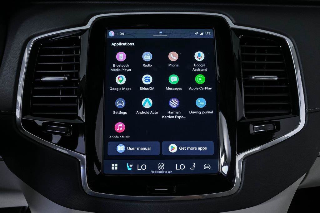 Certified 2025 Volvo XC90 T8 Ultra w/ Protection Package Premier AWD/4WD image 16