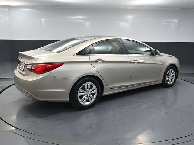 Used 2011 Hyundai Sonata GLS FWD image 3