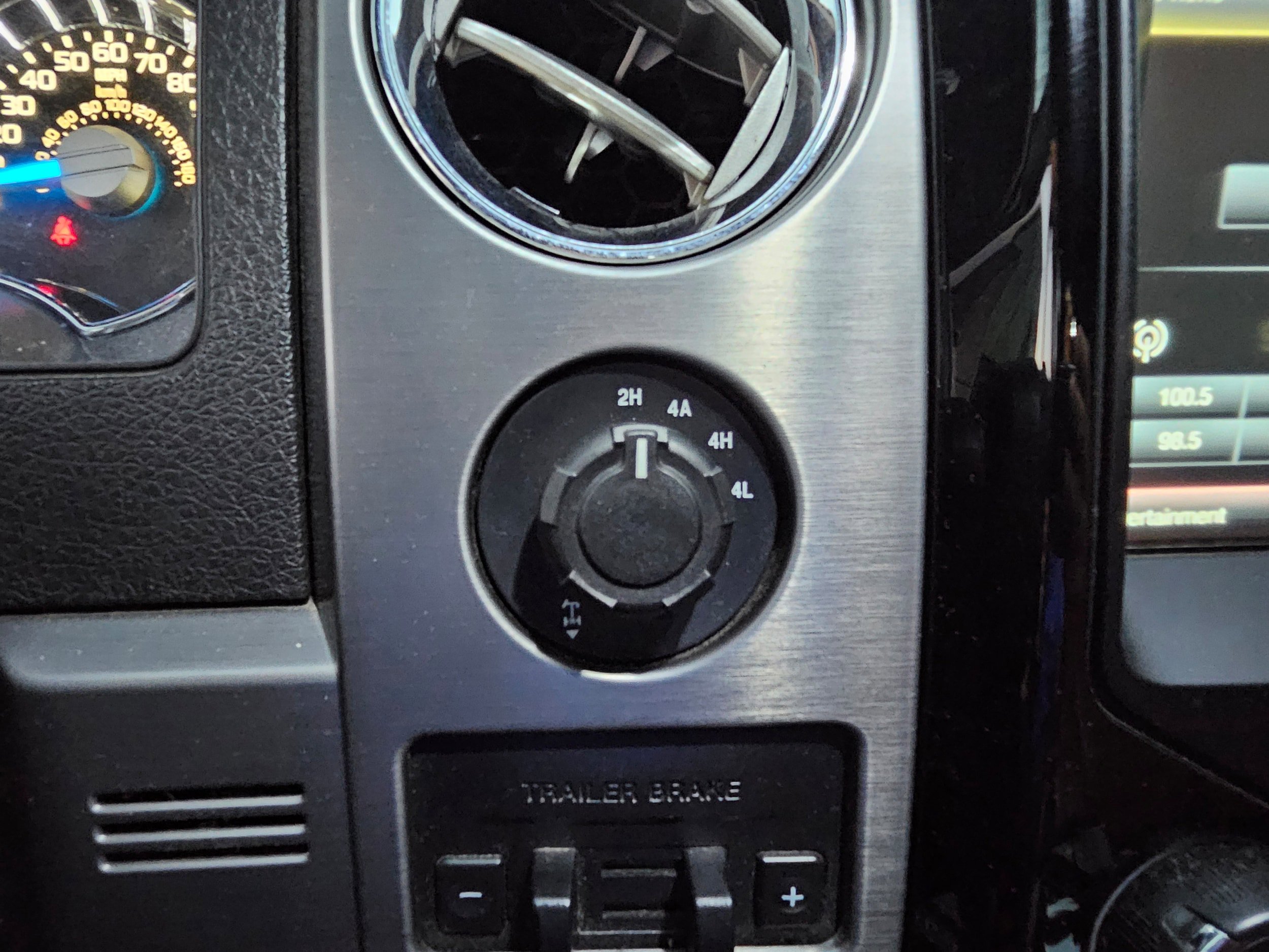 Used 2013 Ford F150 Limited image 20