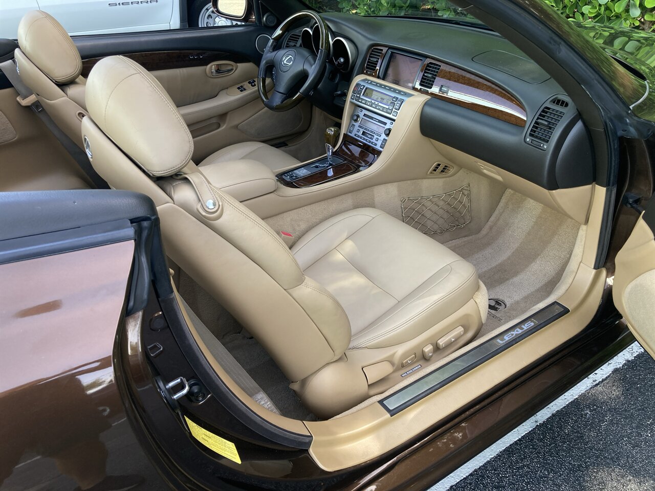 Used 2006 Lexus SC 430 Convertible RWD image 17