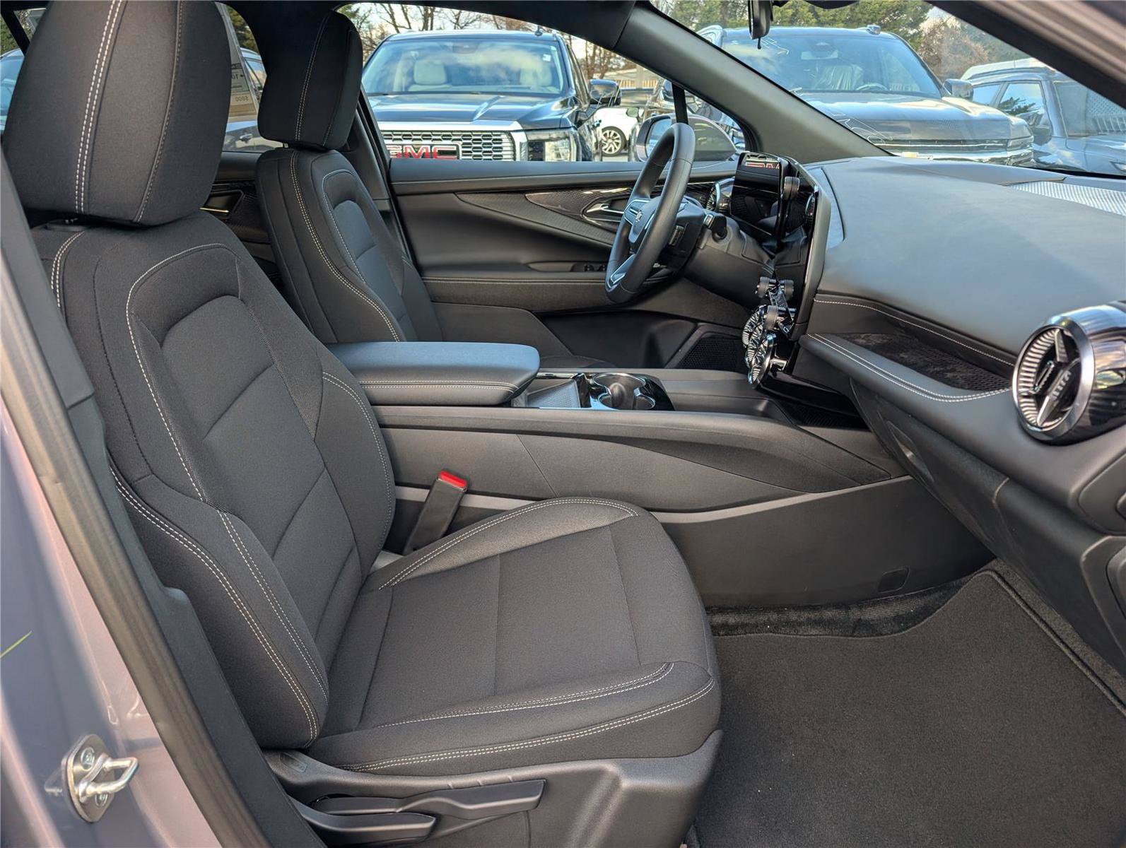New 2026 Chevrolet Blazer EV LT FWD image 6