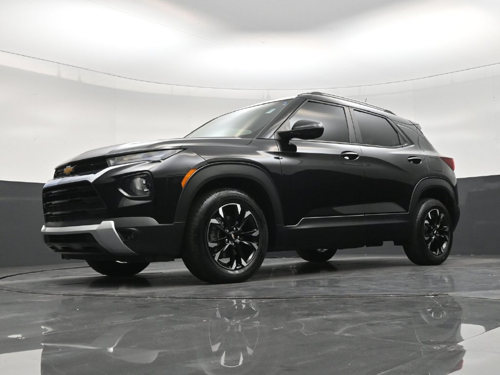 Used 2023 Chevrolet TrailBlazer LT FWD image 19