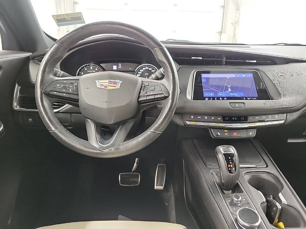 Used 2019 Cadillac XT4 Sport AWD/4WD image 5