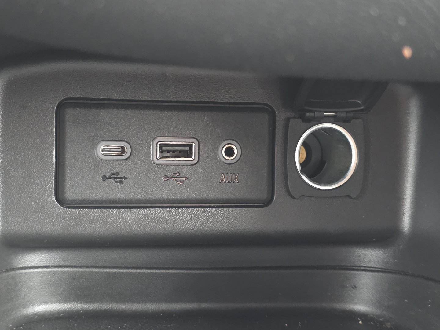 Used 2020 Chevrolet Equinox LT FWD image 7