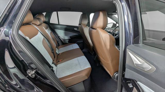 Used 2023 Volkswagen ID.4 Pro RWD image 18