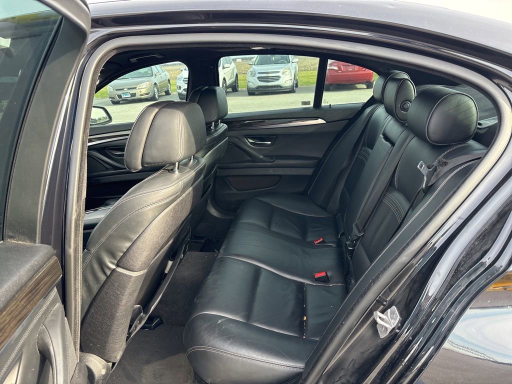 Used 2016 BMW 550i Sedan image 20