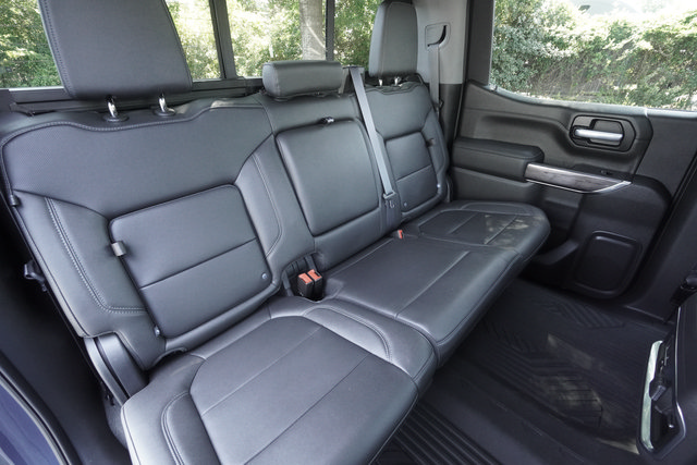Used 2021 Chevrolet Silverado 1500 LTZ AWD/4WD image 26
