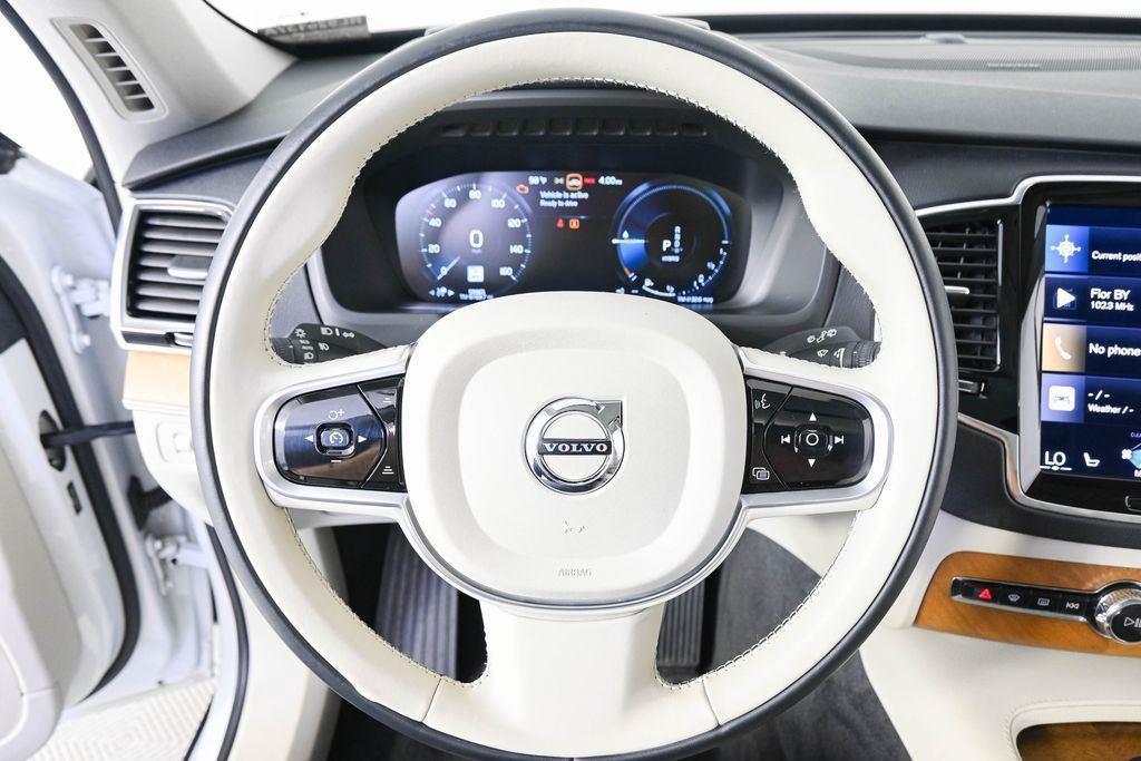 Used 2021 Volvo XC90 T8 Inscription Expression w/ Advanced Package AWD/4WD image 10