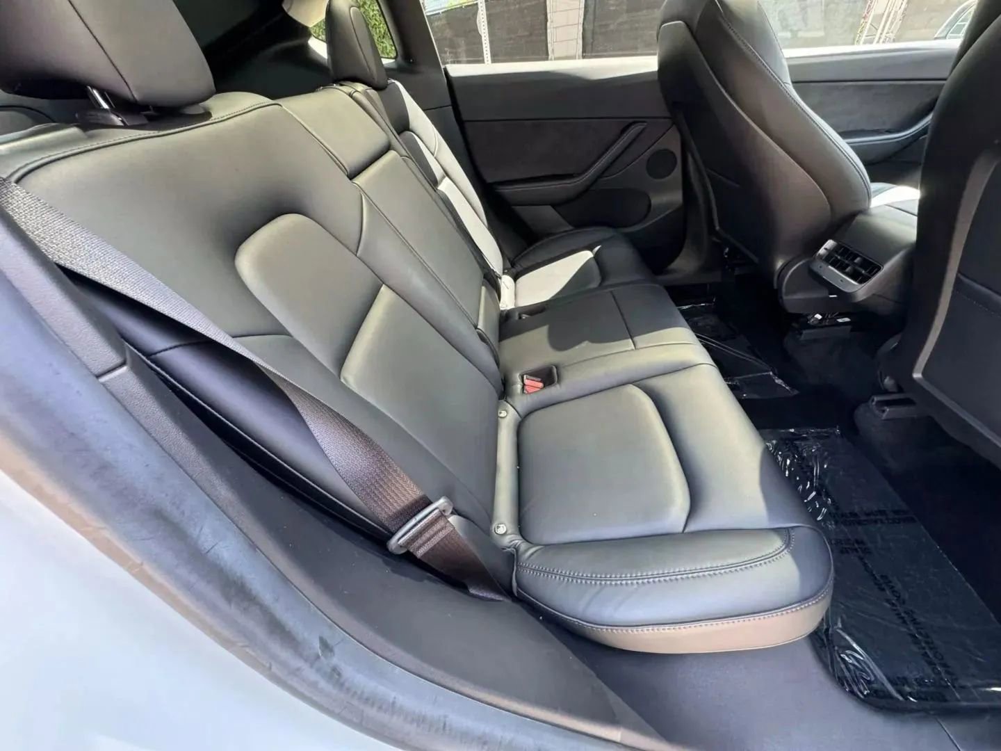 Used 2023 Tesla Model Y Long Range AWD/4WD image 14