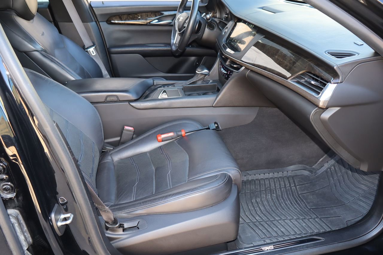 Used 2017 Cadillac CT6 Luxury AWD/4WD image 16