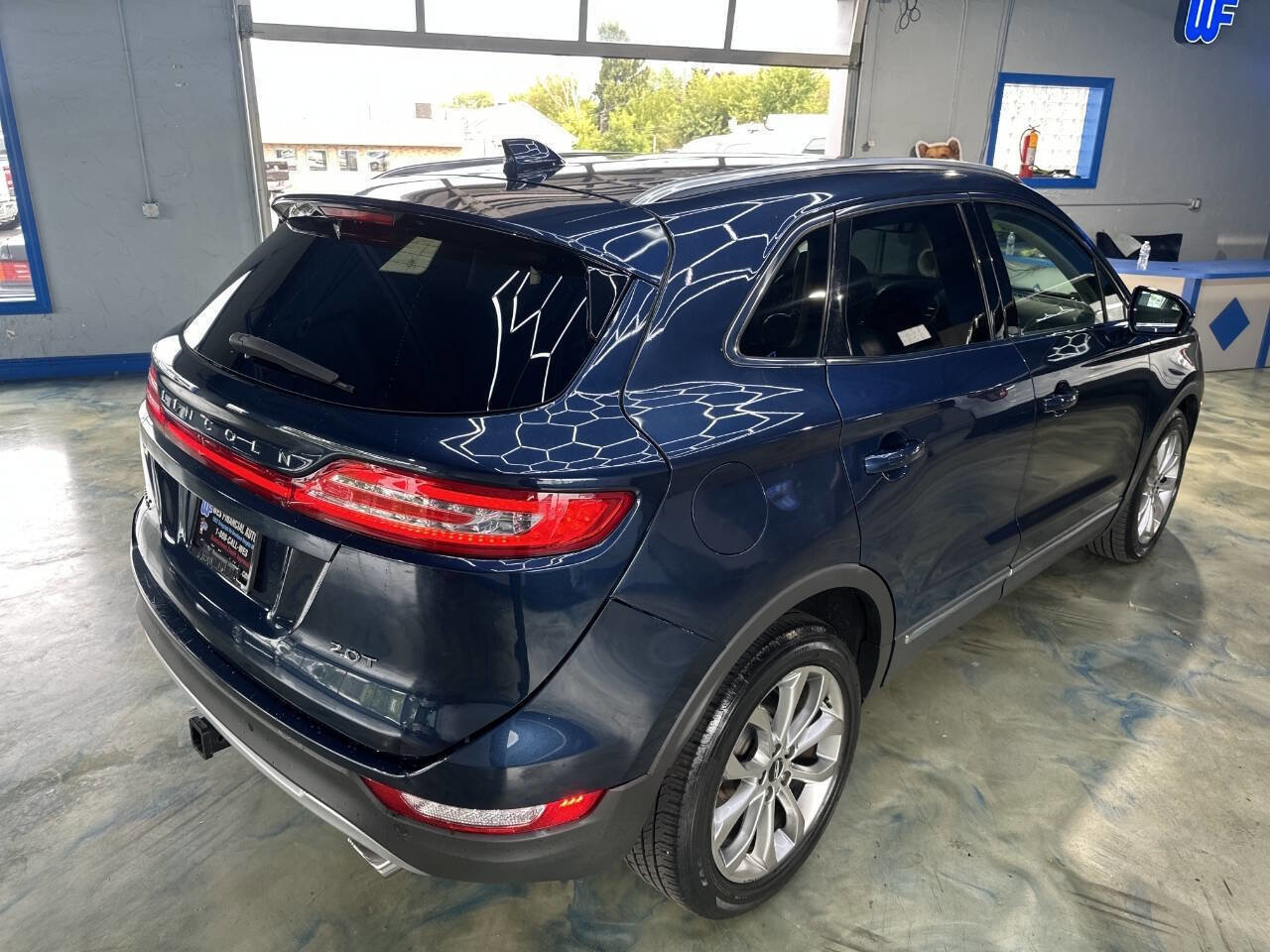 Used 2017 Lincoln MKC Select w/ Select Plus Package image 9